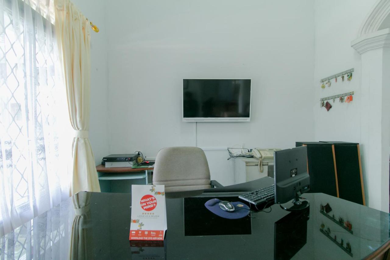 Oyo 2858 Vafa Guesthouse Cianjur Ngoại thất bức ảnh