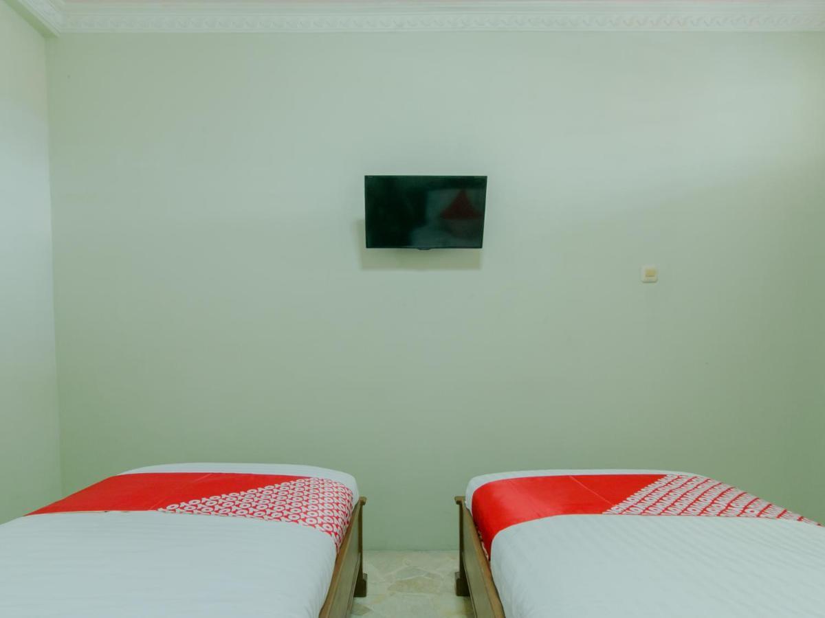 Oyo 2858 Vafa Guesthouse Cianjur Ngoại thất bức ảnh